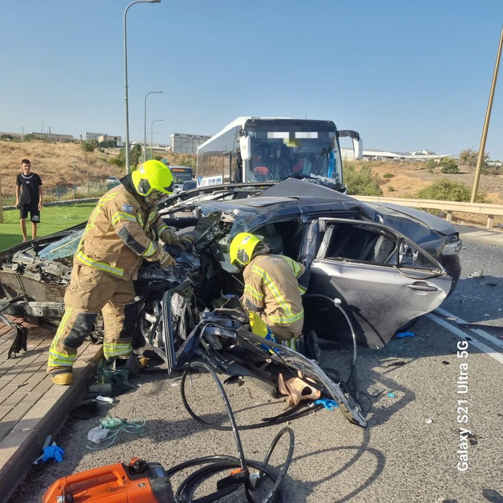 חילוץ הלכודים - צילום כב"ה צפון